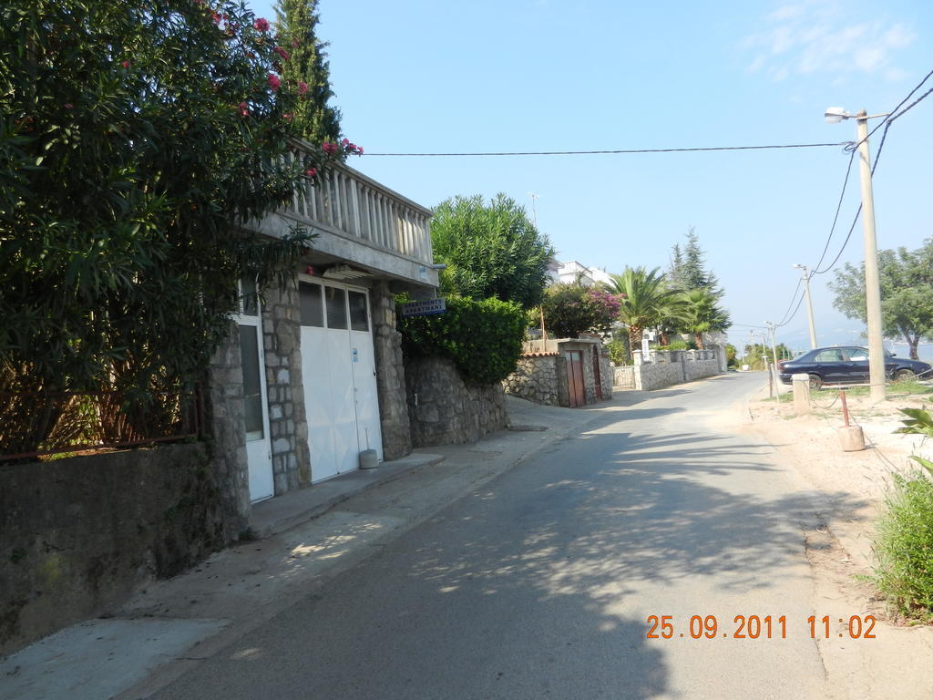 Apartments Sino More Tivat Exteriör bild