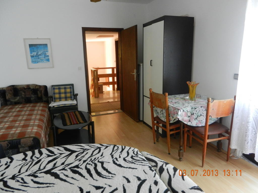 Apartments Sino More Tivat Rum bild